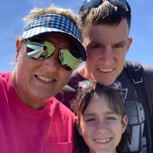 Meet Your Seller! 🎀🎀